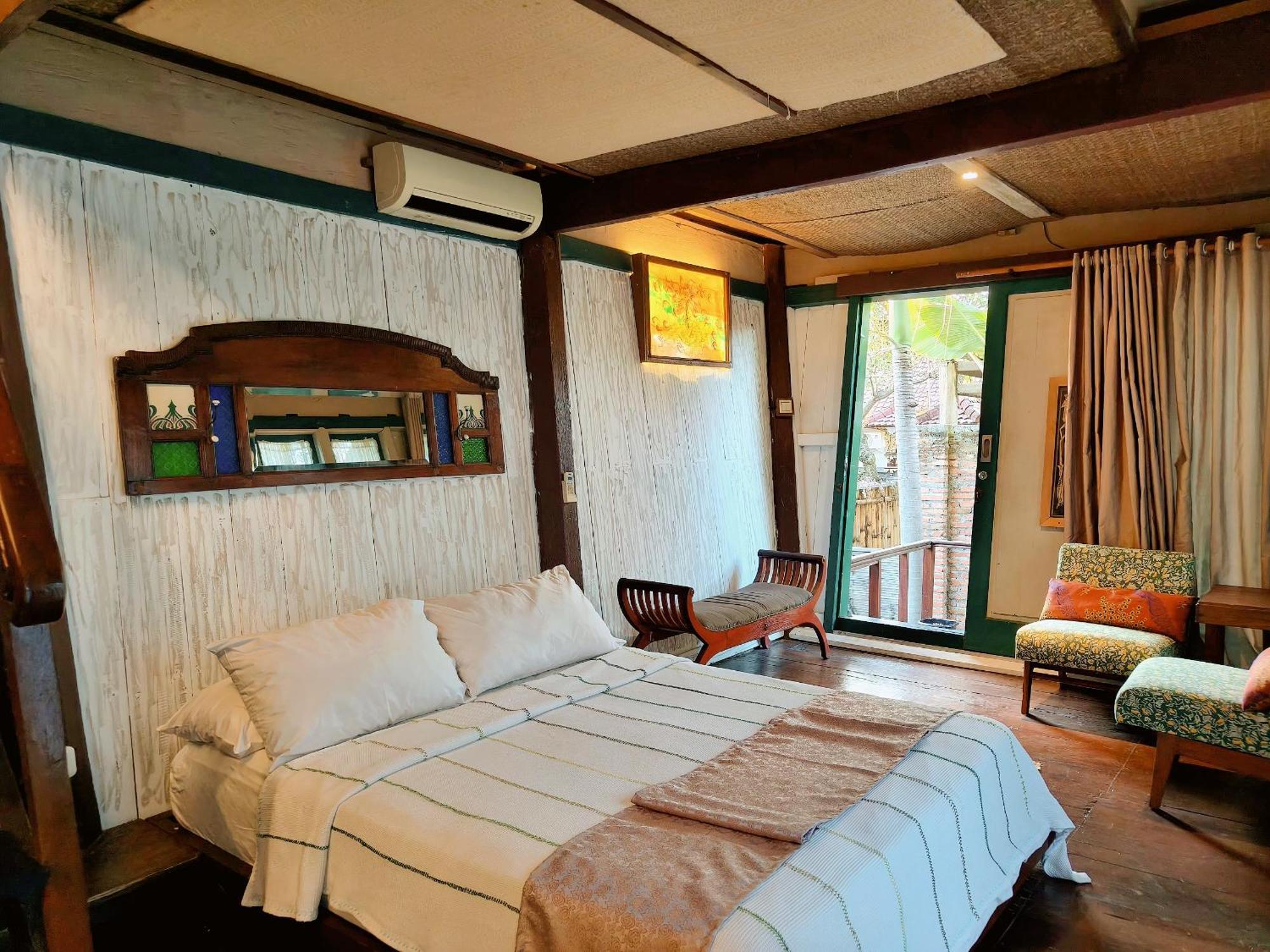 サヌール Panda Lumbung Bed & Breakfast エクステリア 写真