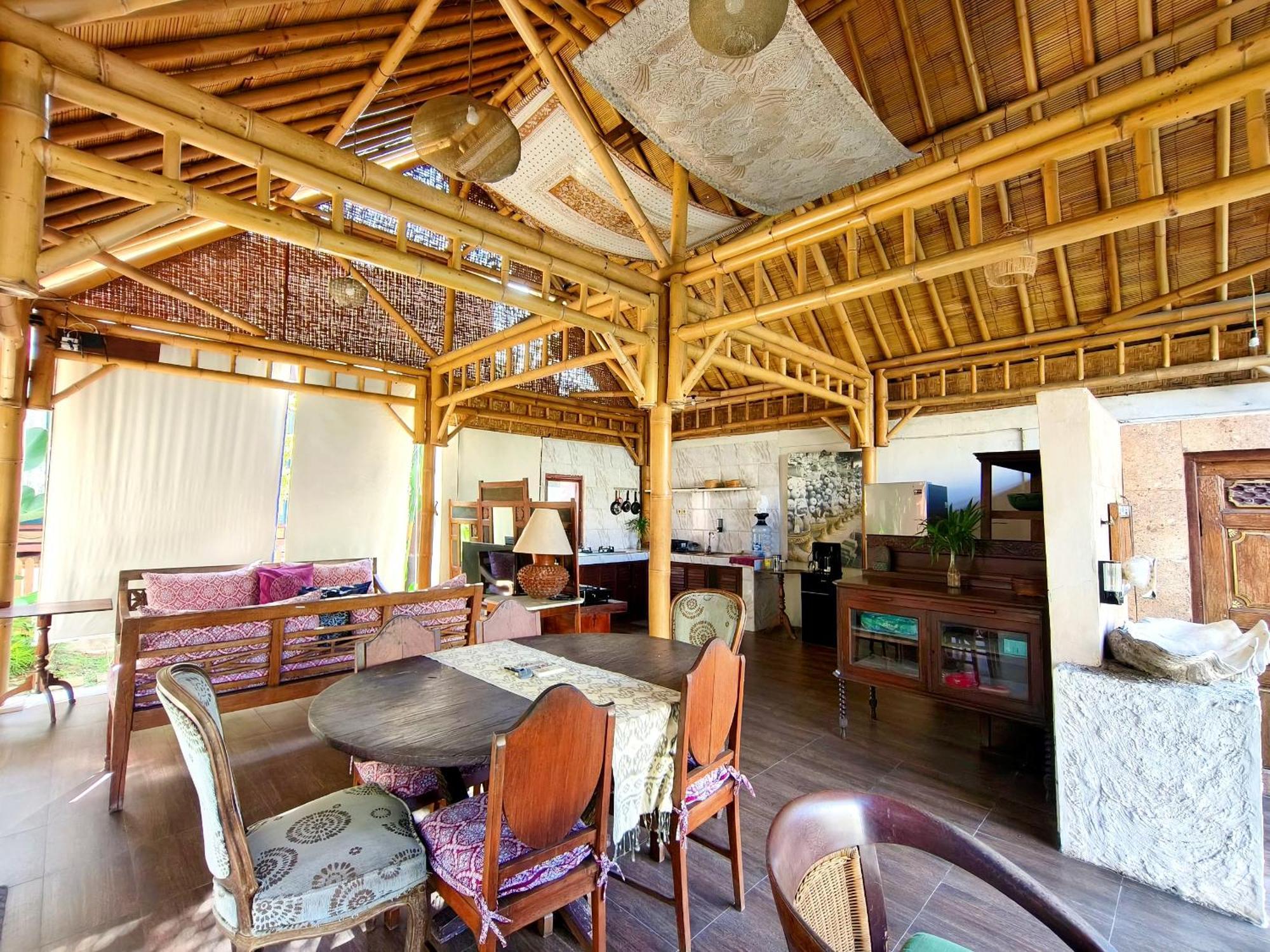 サヌール Panda Lumbung Bed & Breakfast エクステリア 写真